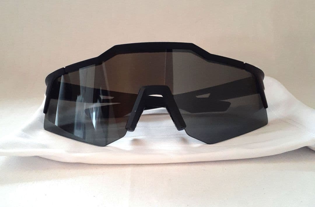 100% Speedcraft XS ブラック ワンハンドレッド サングラス