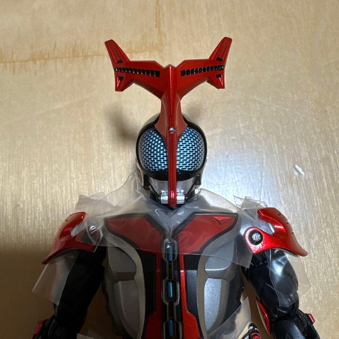 shf 真骨彫　仮面ライダーカブト　ハイパーフォーム