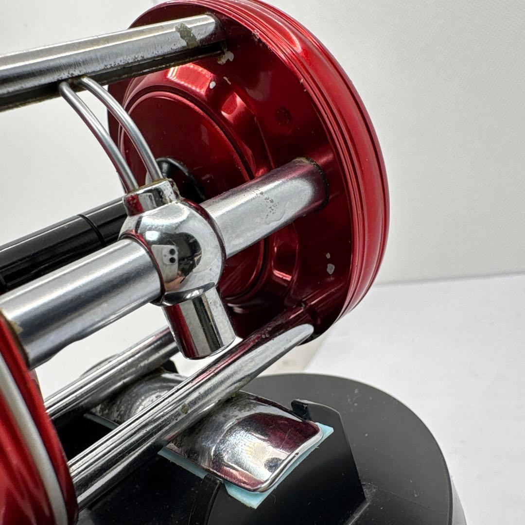 ABU Ambassadeur 6000 ベイトリール 赤