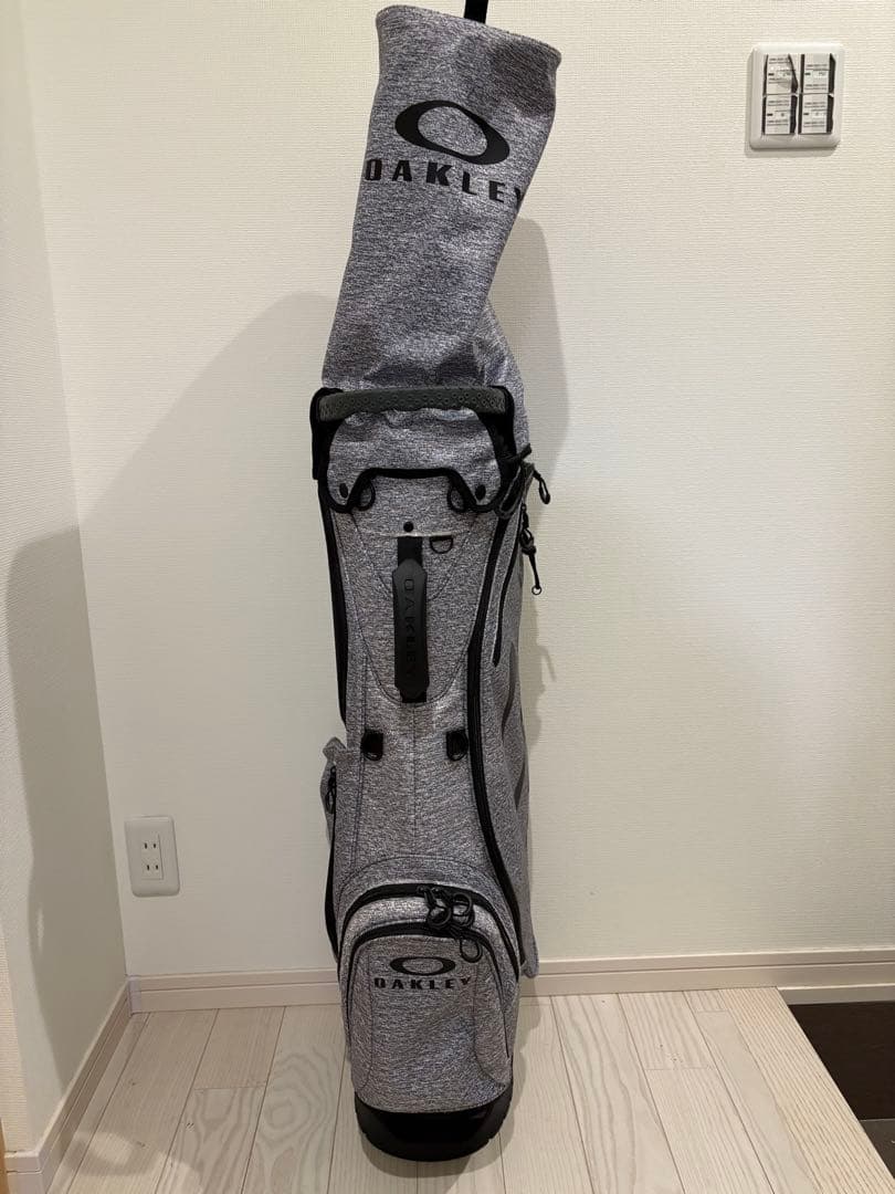 OAKLEY キャディバッグ スタンド型　グレー