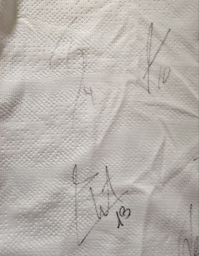 【最終SALE】バレンシアCF 21選手 直筆サイン入りユニフォーム