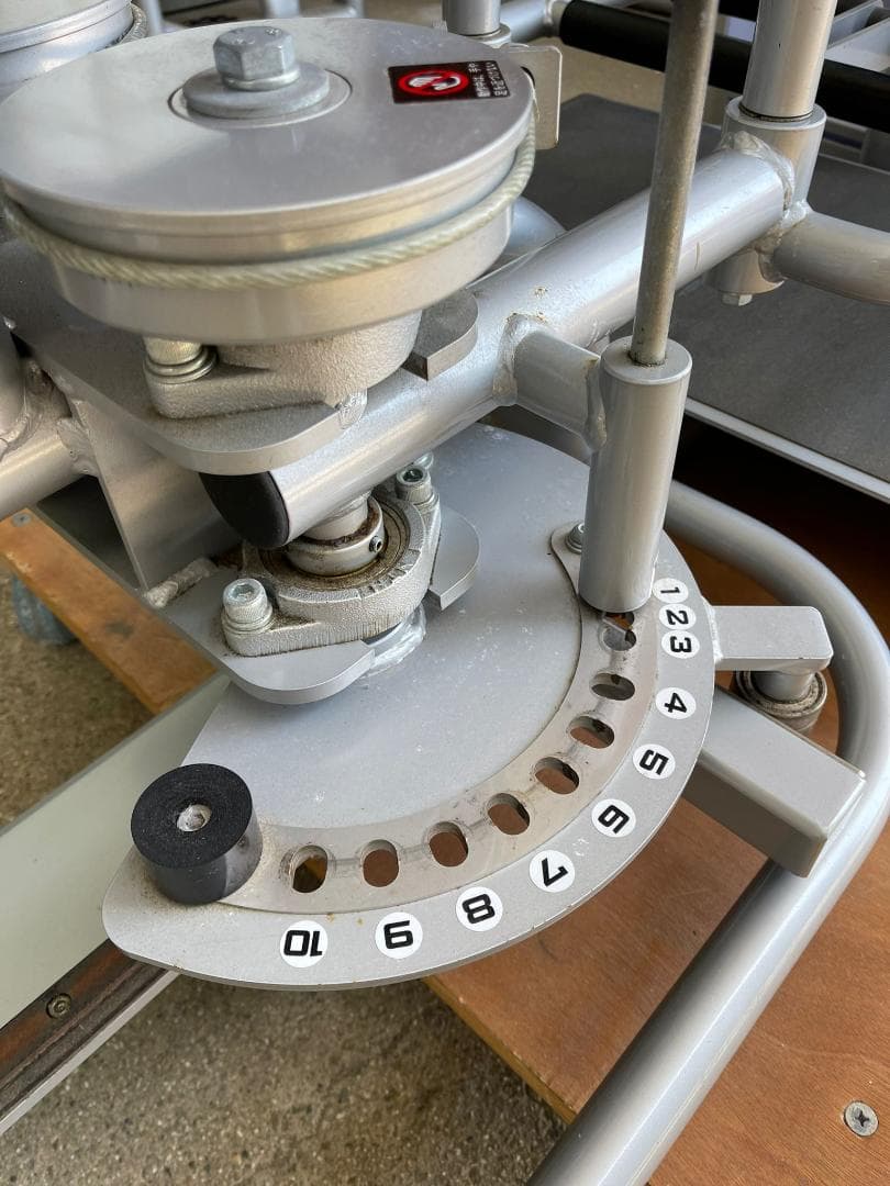 FUNASIS製　レッグ アダクション＆アブダクション　ジム用