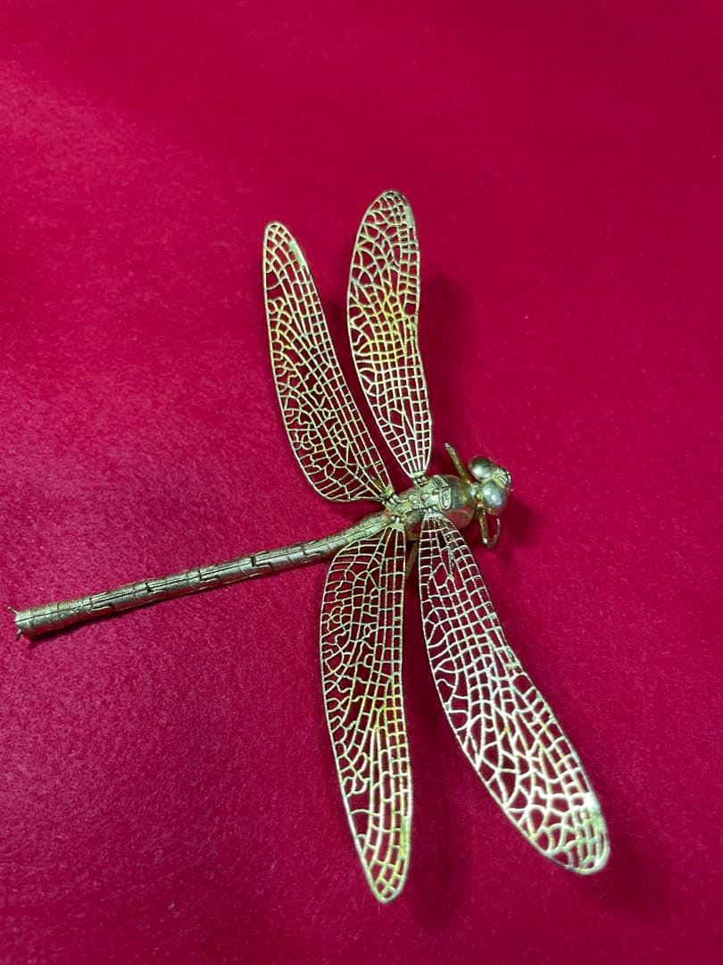 (値引き)自在置物トンボ金属工芸品