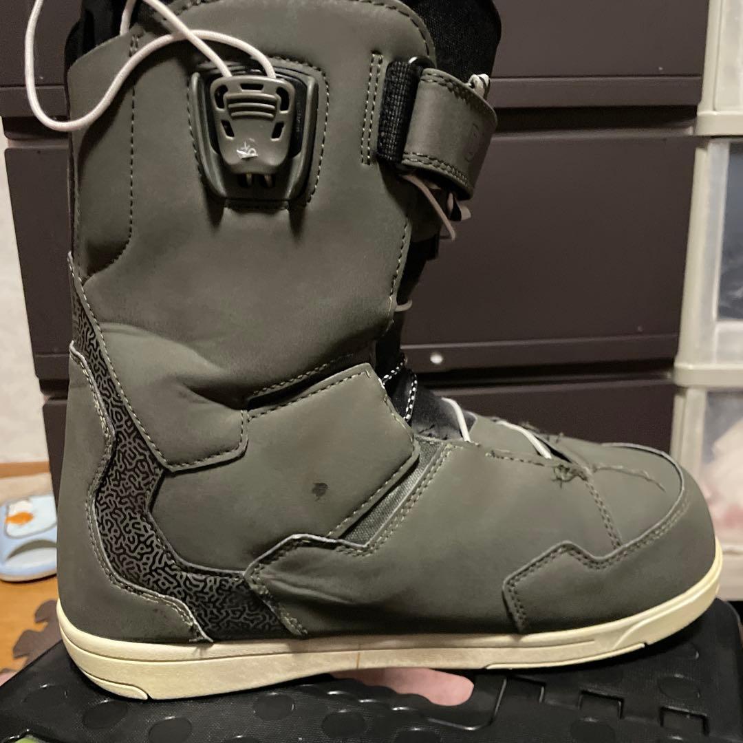 DEELUXE 23-24 27cm REVOLTゴーグル、グローブセット