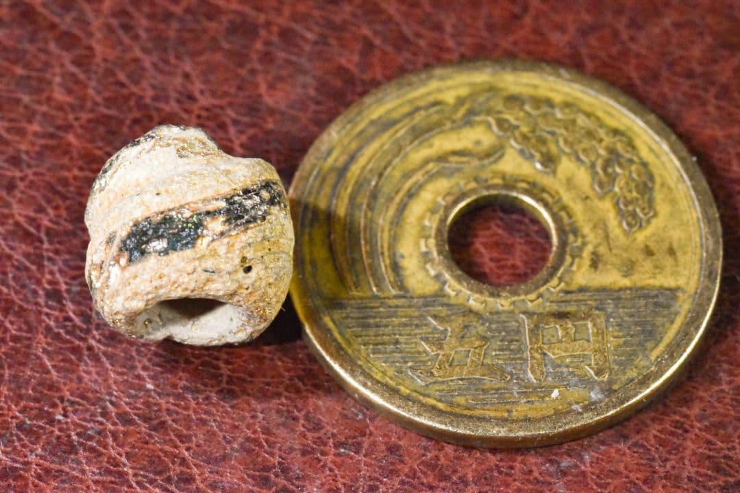 紀元前後 アフガニスタン出土 金化ローマングラスビーズ