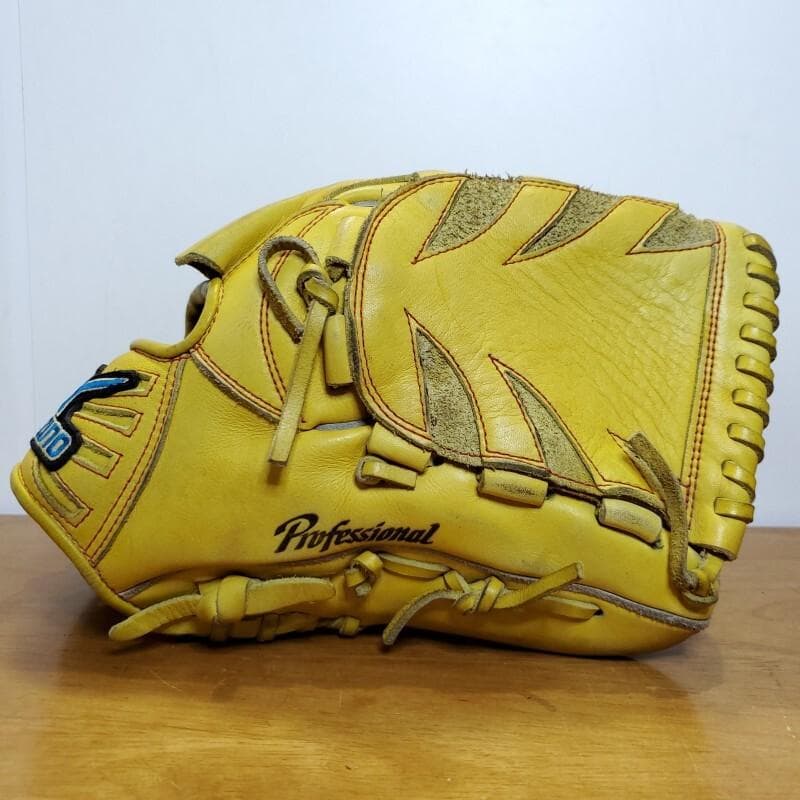 ミズノ Mizuno 高橋尚成モデル プロフェッショナル 投手用 軟式グローブ