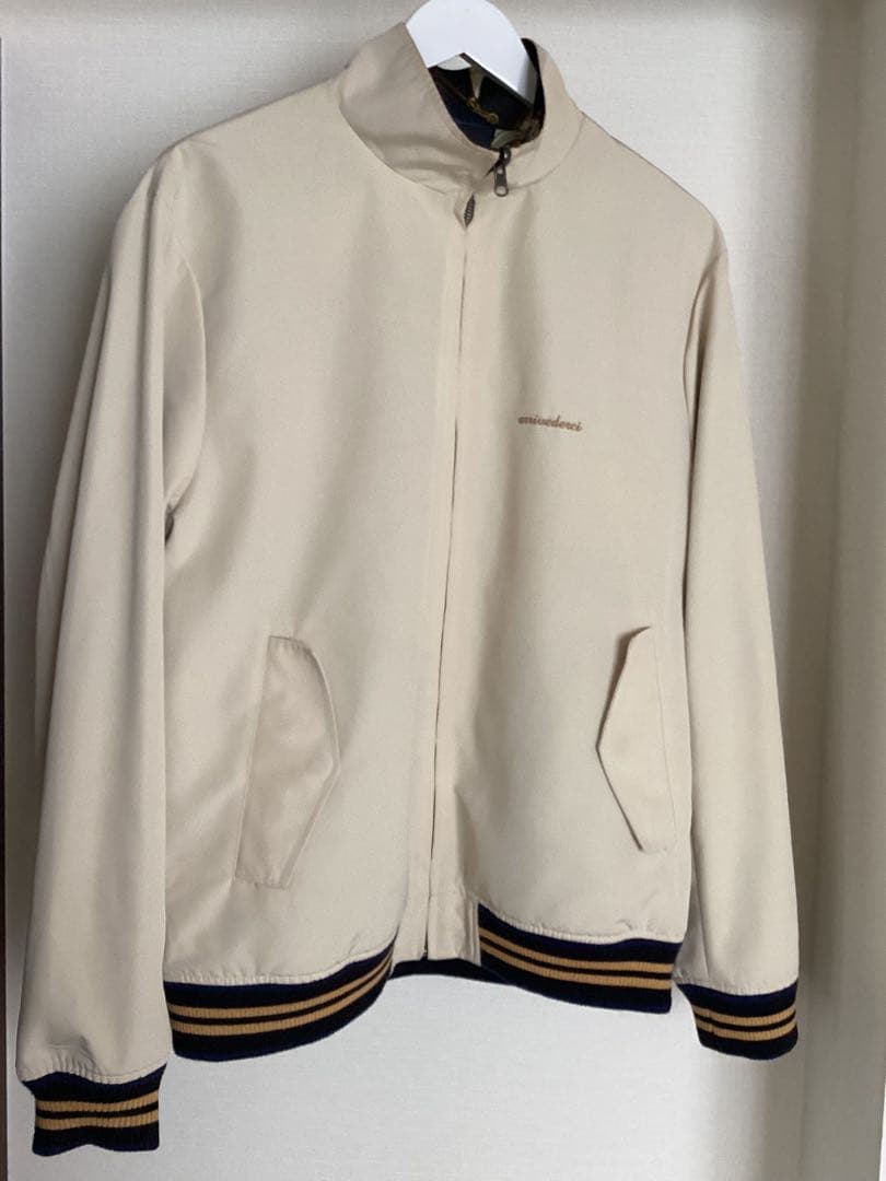 ジョジョの奇妙な冒険 黄金の風 glamb コラボ ジャケット ブチャラティ