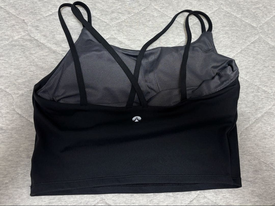 【SUKALA】ブラトップ付きフラワーレーストップス　サイズM ブラック　未使用