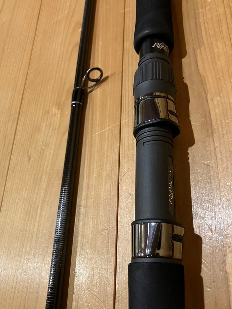 美品　リップルフィッシャー　アヴァリス　110M ヒラスズキ　ロッド