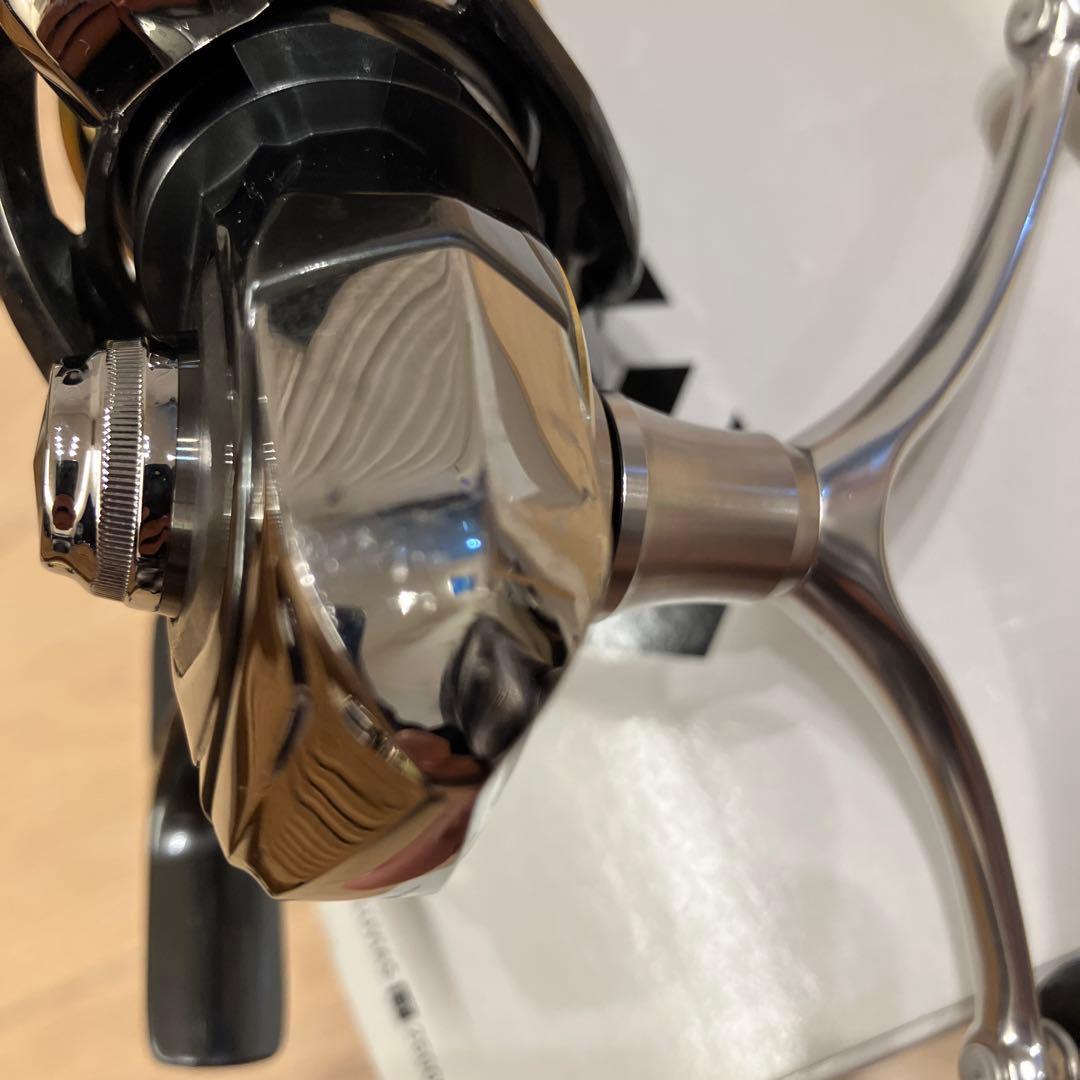 DAIWA 20LUVIAS LT 2500S-DH スピニングリール