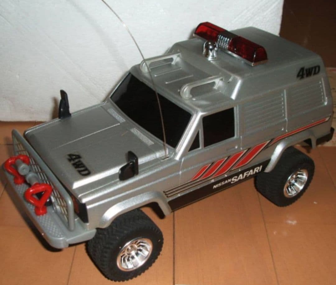 【希少品】西部警察 NISSAN サファリ4WD ラジコン（ヨネザワ玩具）