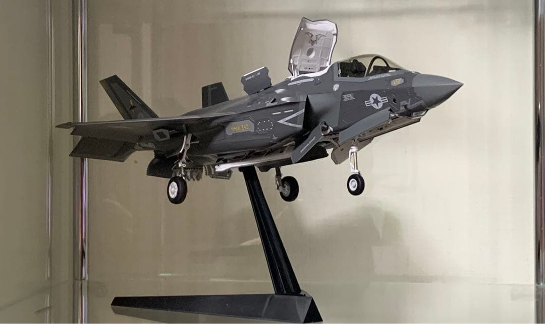 F-35B 1/48 垂直着陸状態