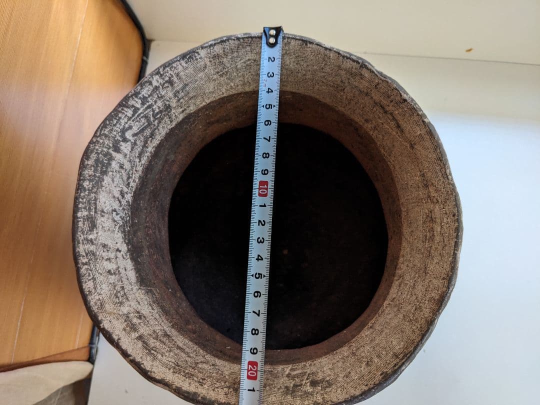 石原稔久　大きな壺