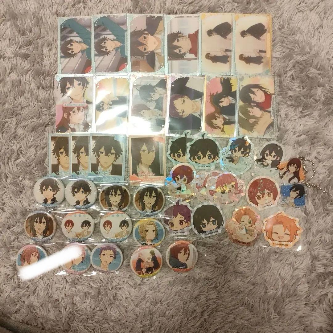 ホリミヤ メタリックカード カード シール アクキー 缶バッチ