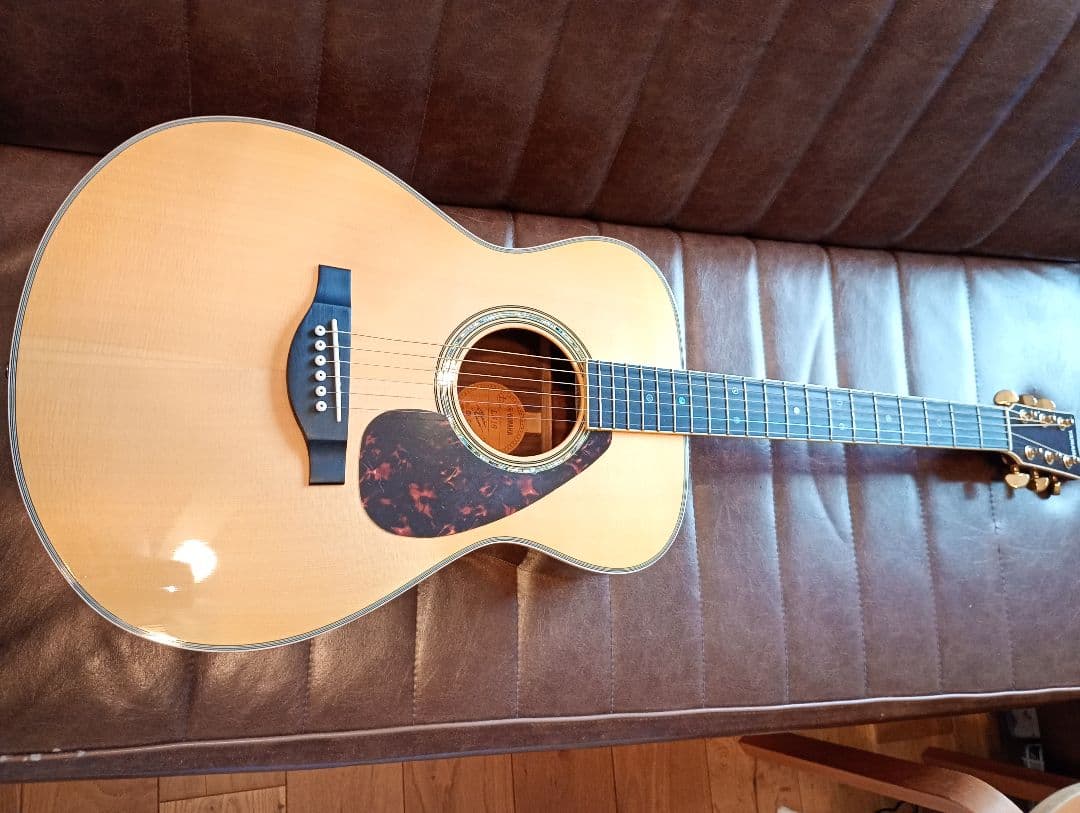 Yamaha LS16 ARE アコースティックギター