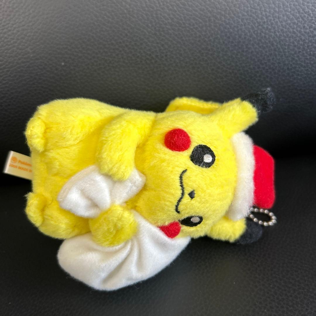 ポケモン　サンタクロース　ピカチュウ　キーチェーン　ポケモンセンター　2004