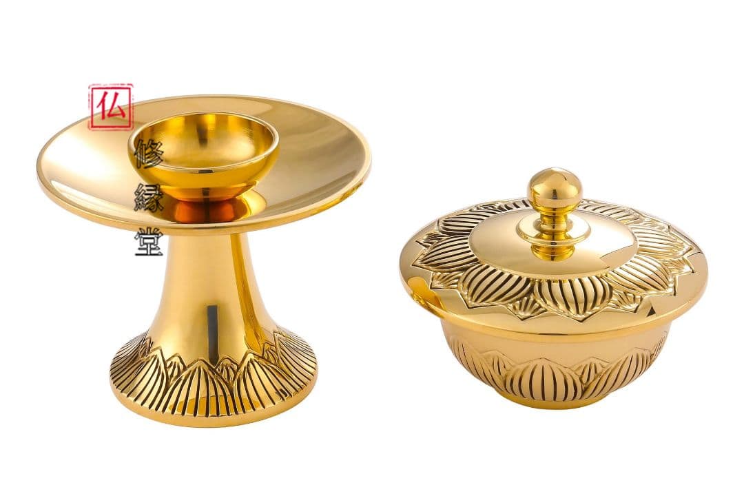 【修縁堂】銅色磨き 蓮形茶湯器 物置の装飾 給水カップ 仏教法具法器