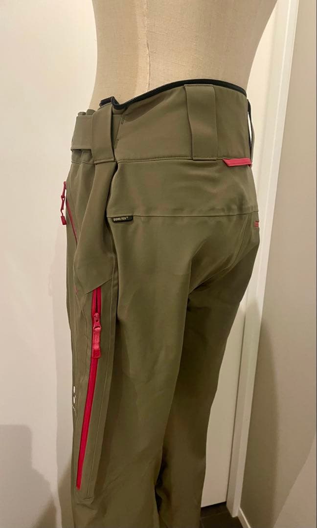ホグロフス HAGLOFS GORE-Tex スキー スノボ パンツ Sサイズ
