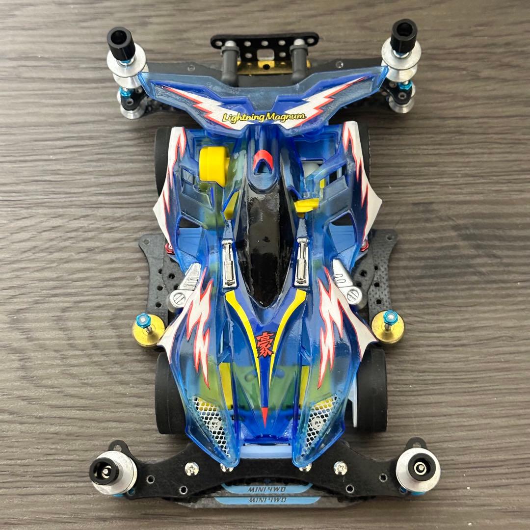 [G2093]ミニ四駆　完成品　LMブレイカー　塗装有り　カーボン　タミヤ