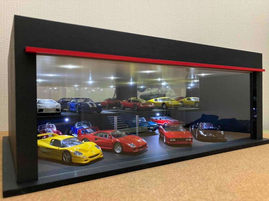 ミニカー用ジオラマ：1/43 ショールームⅢ（吹き抜けタイプ）最大展示台数18台