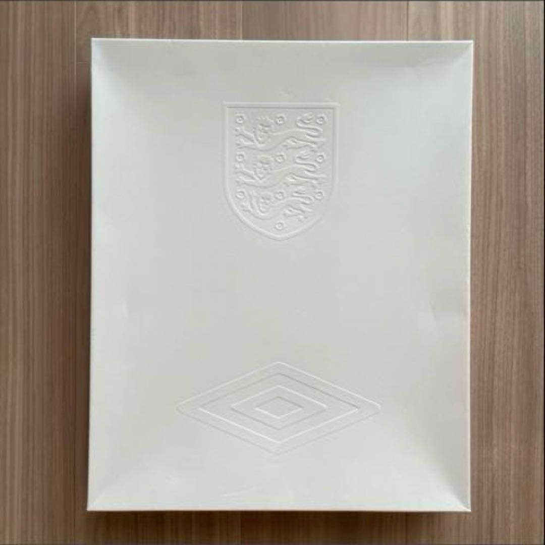 UMBRO イングランド2009 サッカージャージ（サイズ 42）