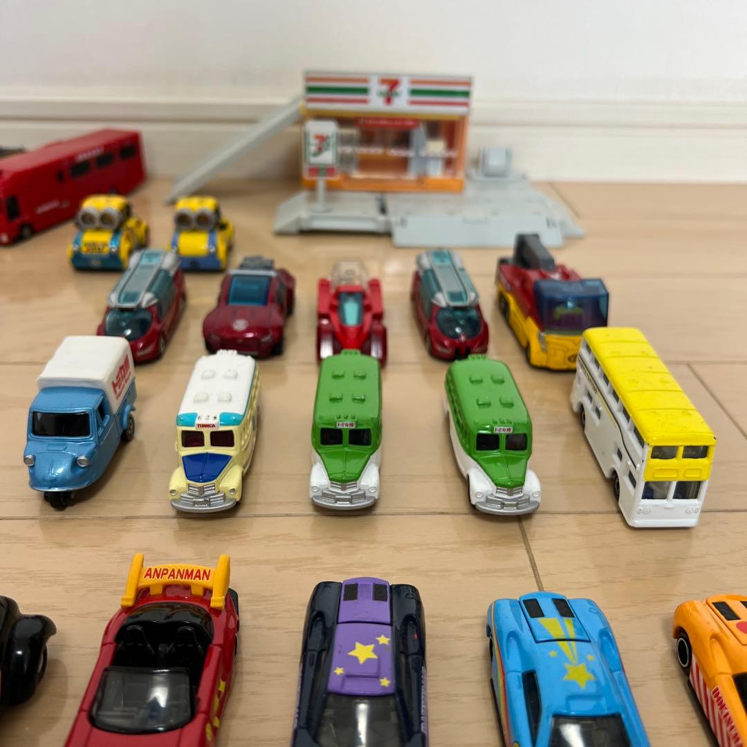 トミカ　ミニカー　トミカタウン　ビルドシティ　セブンイレブン　まとめ売り