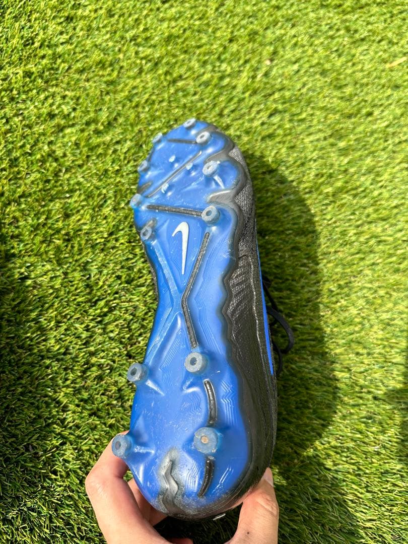 ナイキ NIKE ファントム GX エリート AG-PRO(ブラック×ブルー)