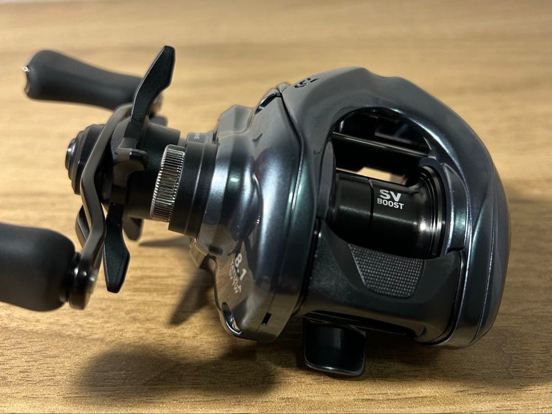 【未使用】美品　Daiwa25タトゥーラSV TW 100XHL 左巻き