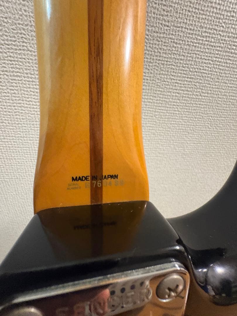 fender japan ストラトキャスター　Eシリアル