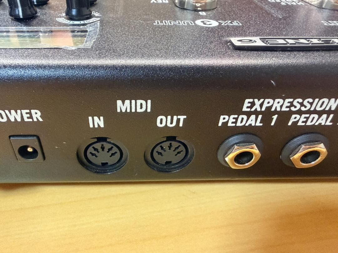 Line 6 / M9 Stompbox Modeler ギターエフェクター