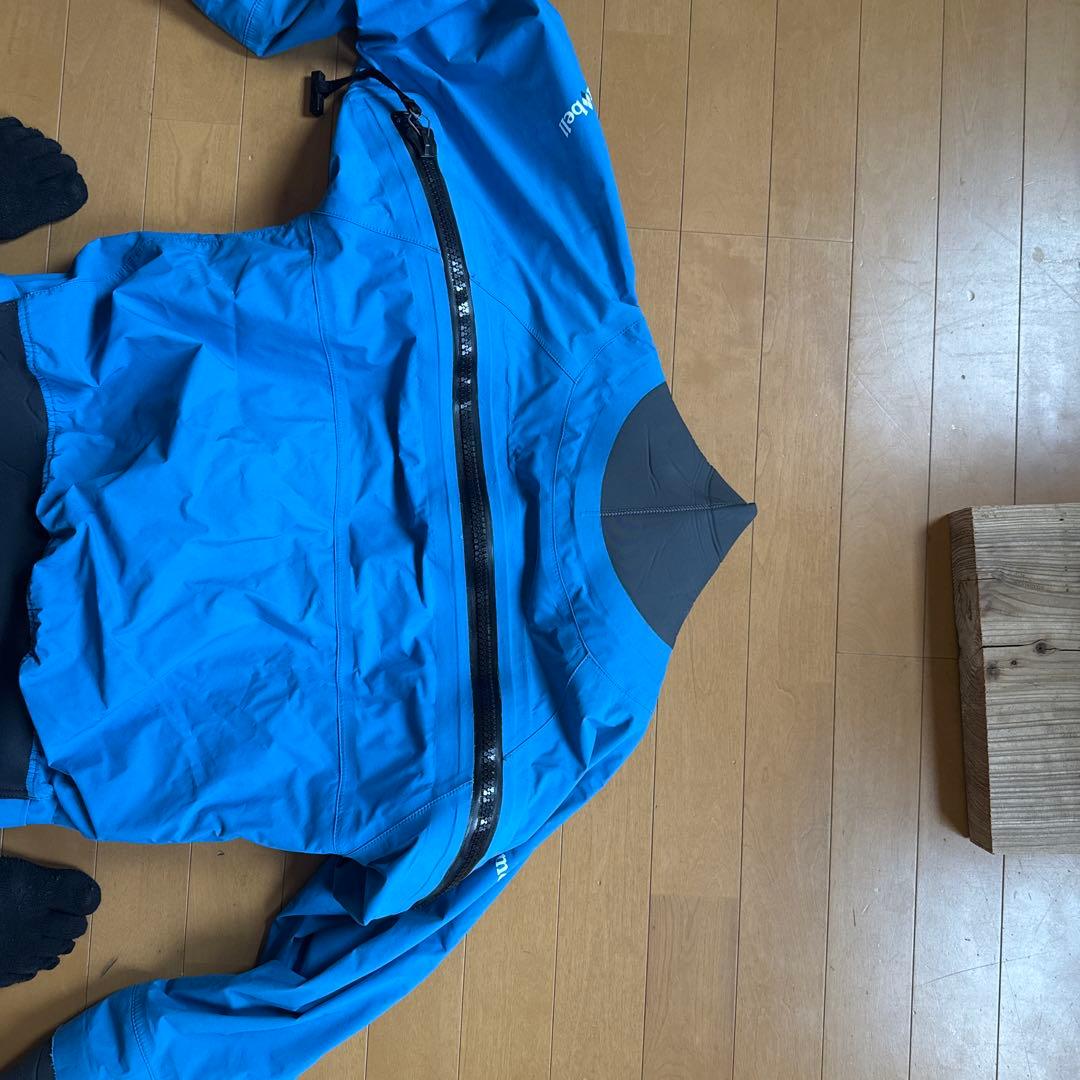 カヤック　モンベルドライスーツ