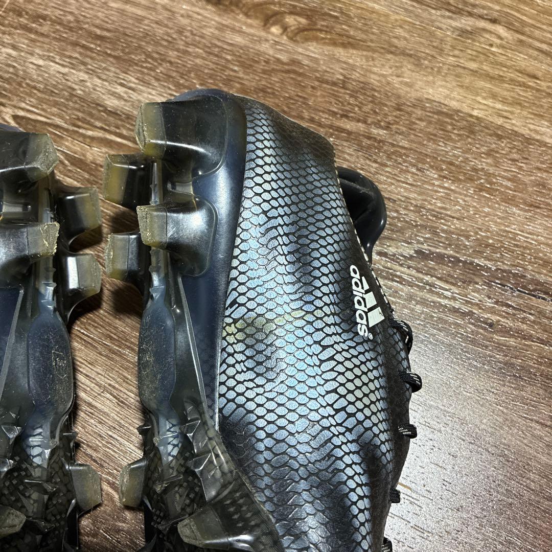 adidas アディゼロf50