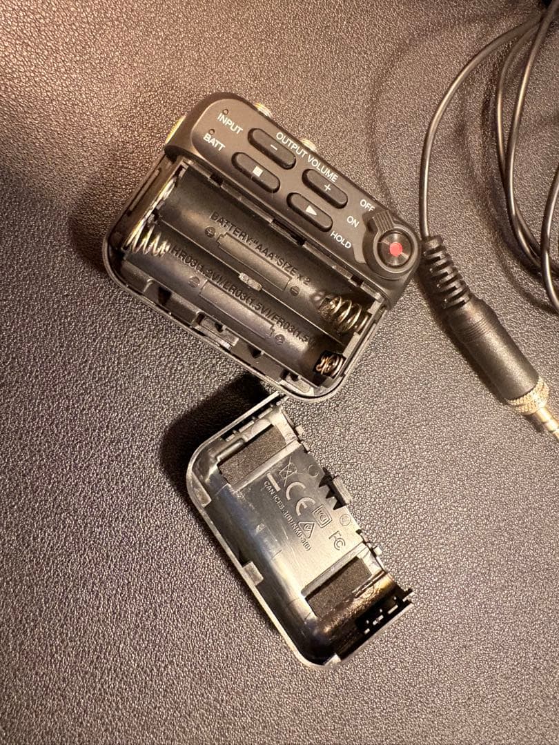 ZOOM F2-BT ラベリアマイク付 32bitフロート録音