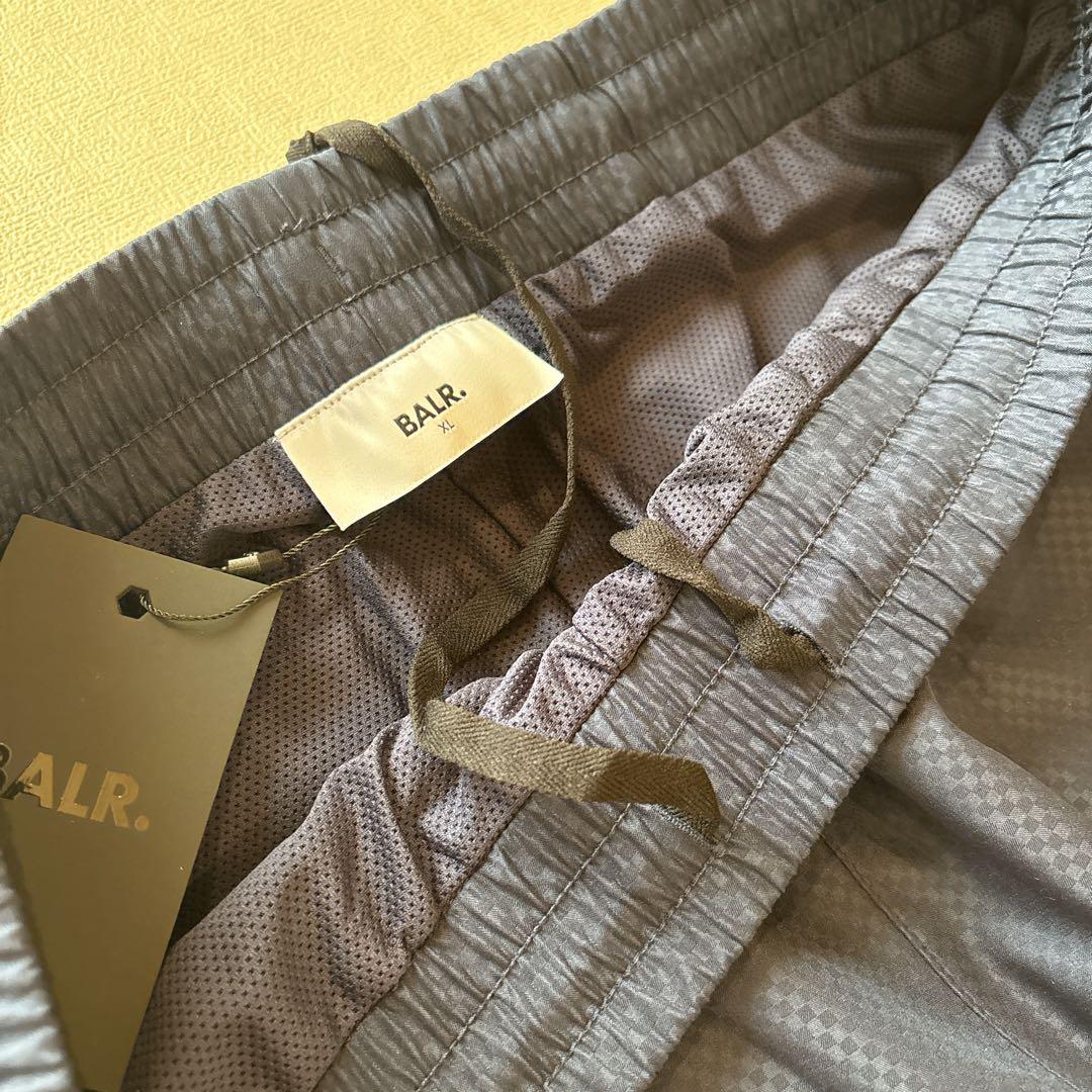 【新品】XL✨BALR. ジャージ　スポーツ　パンツ　大きめ　リラックス　完売品