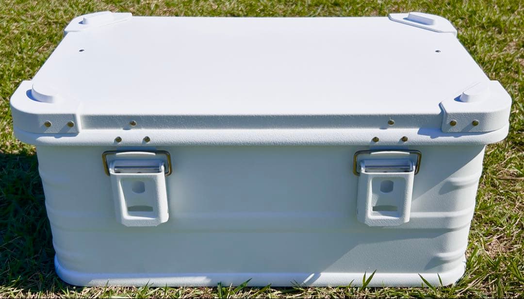 マットホワイト　スタッキング コンテナボックス　30l アウトドア　限定1点