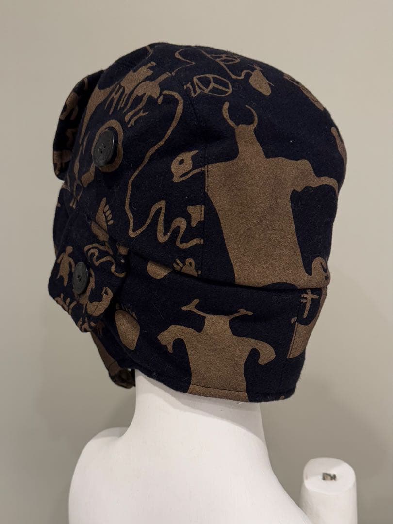ヴィヴィアンウェストウッド迷彩柄 冬用耳あて付き帽子