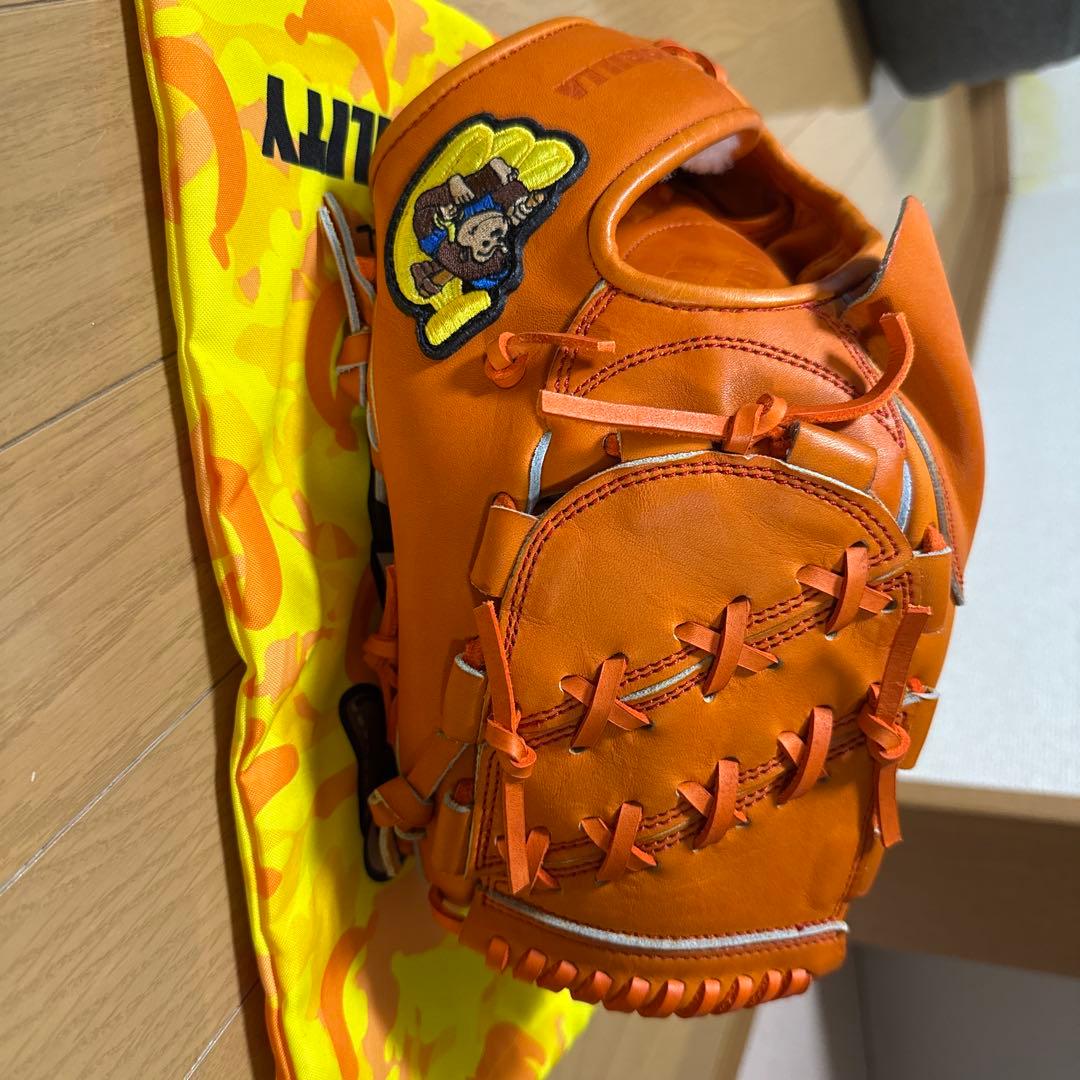 ごりら印の野球道具 001型 投手