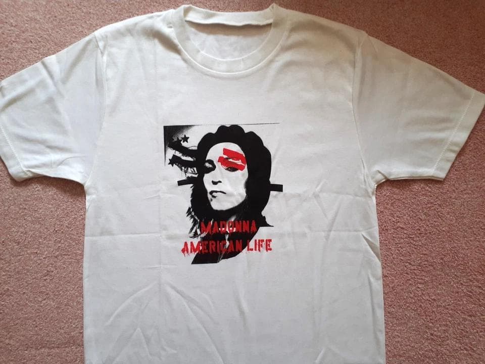 マドンナ　American Life　限定セット (Tシャツ・CD・しおり)