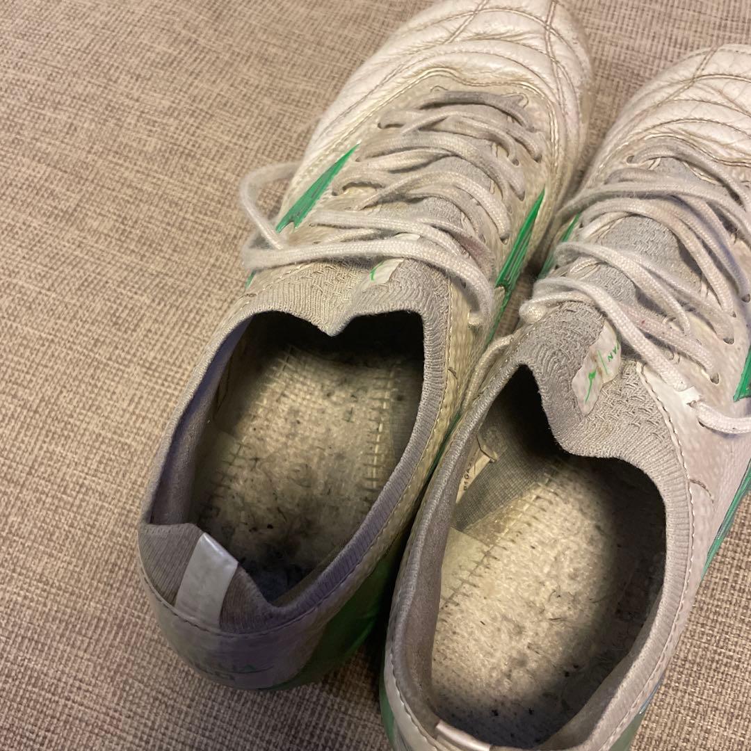 Mizuno Morelia NEO Ⅳ β 24.5