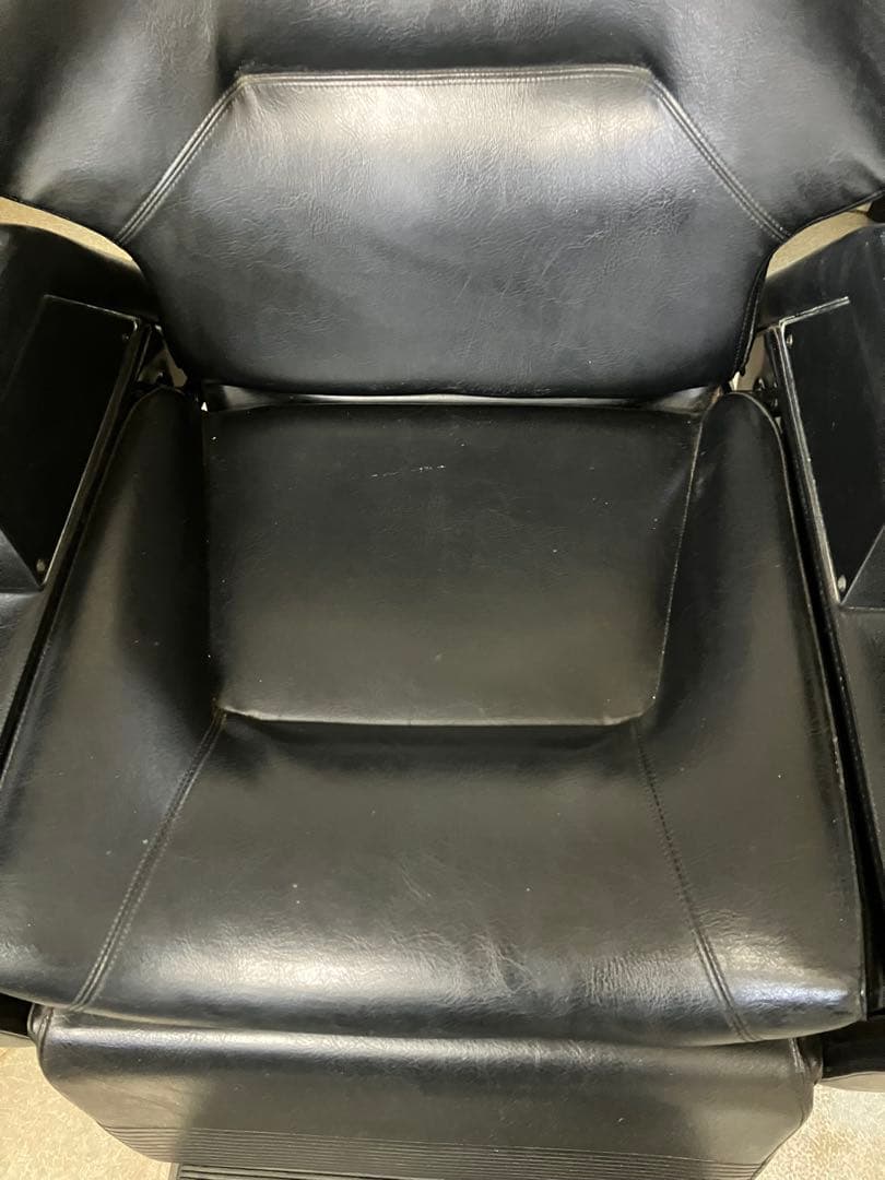 タカラベルモント理容椅子 プライムハイテクノ オートリターン中古①