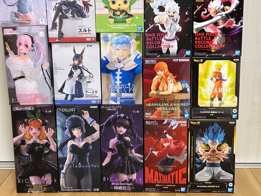 新作プライズフィギュア　24種　セット