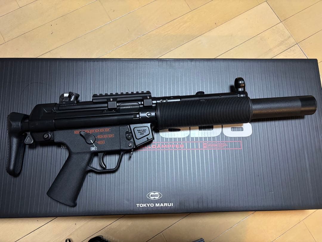 10万超MP5 SD6 次世代電動ガンバッテリー充電器マガジンセット！東京マルイ