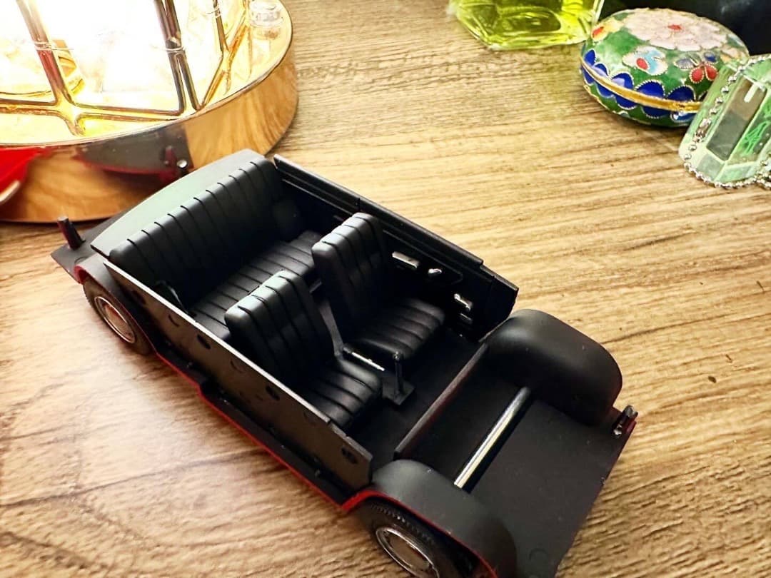 アリイ 日野コンテッサ プラモデル 完成品