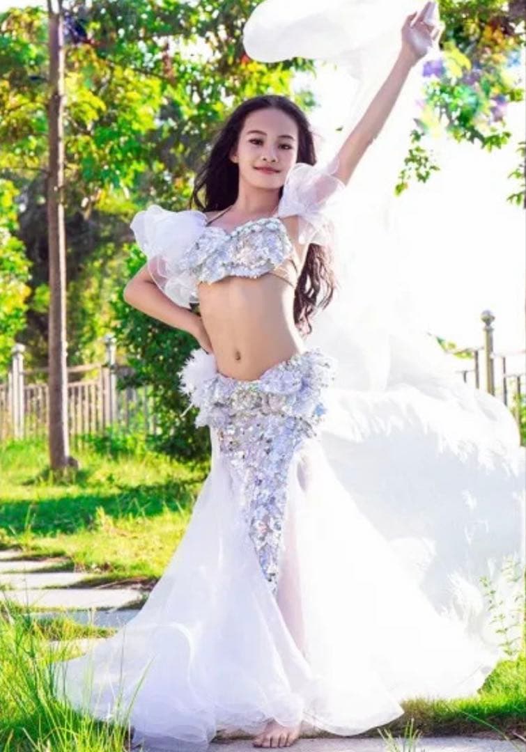 キッズ　ベリーダンス　オリエンタル衣装　M