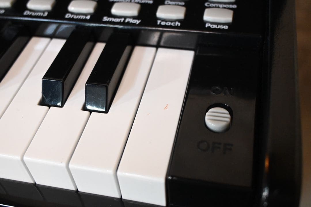 Hape デラックスアップライトピアノ E0629 ミニピアノ 子ども用 ハペ