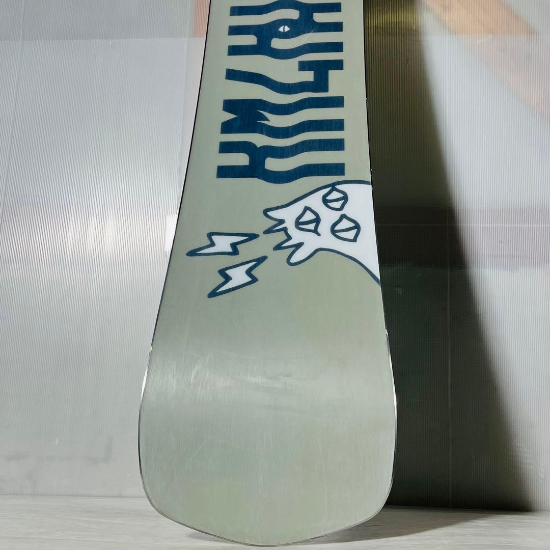 万能モデル⭐︎KM4K PARADICE SHIFT 154 カモシカスノーボード