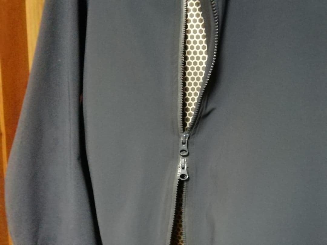 NDLSS ウィンドブレーカー