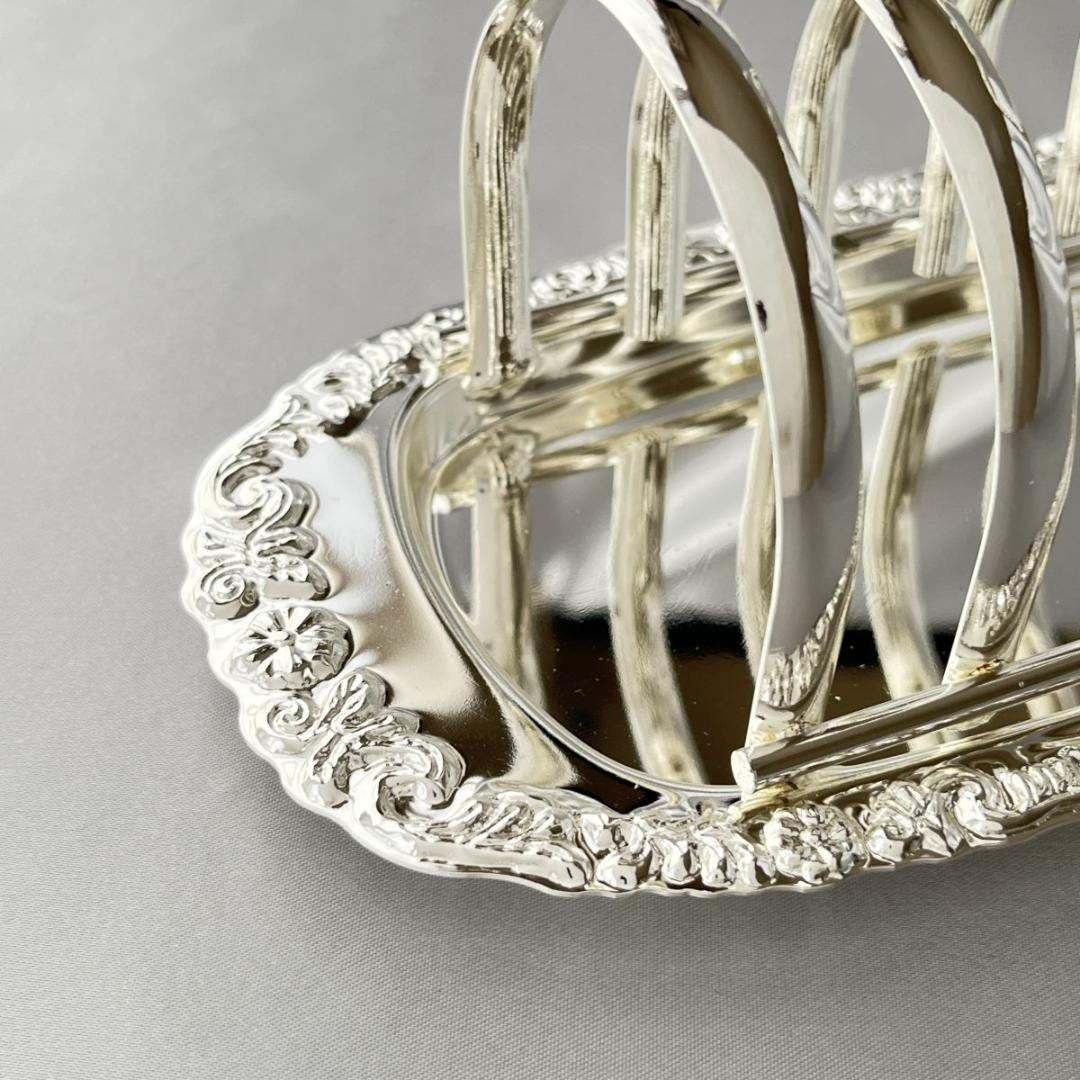 【QUEEN ANNE】 トーストラック【シルバープレート】