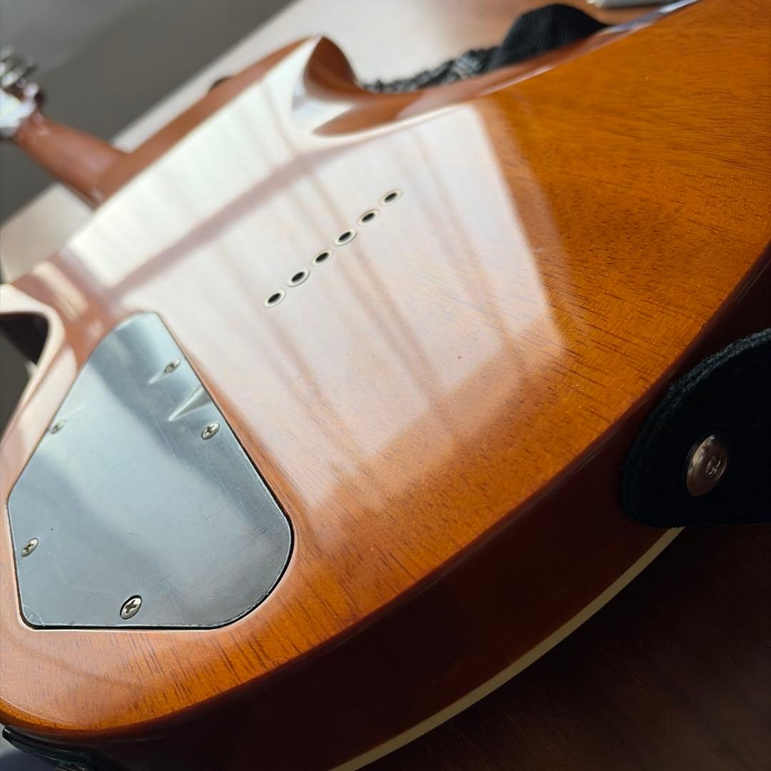 エピフォン　ナイトホーク　カスタムリイシュー　エレキギター ステッカー付き