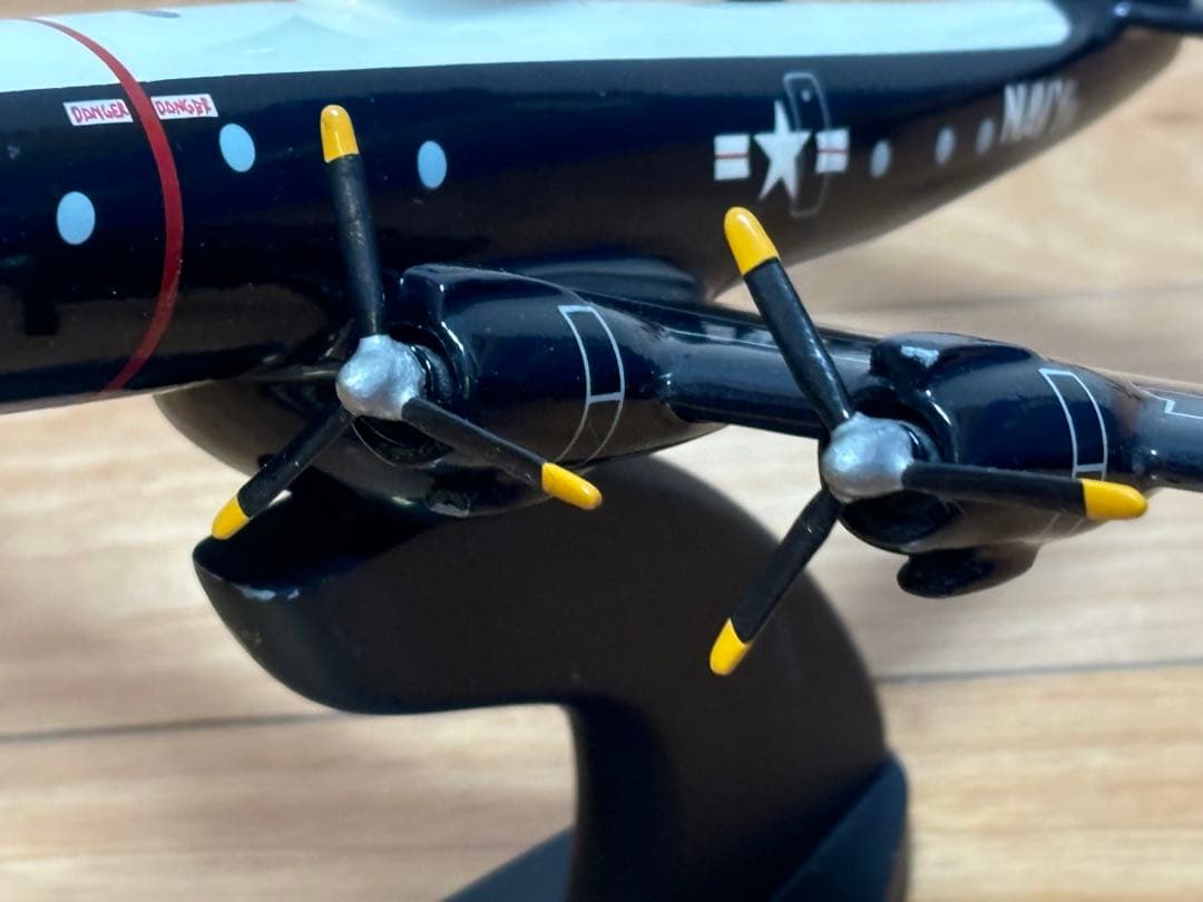 アメリカ海軍早期警戒機 EC-121 ワーニングスター ソリッドモデル ジャンク